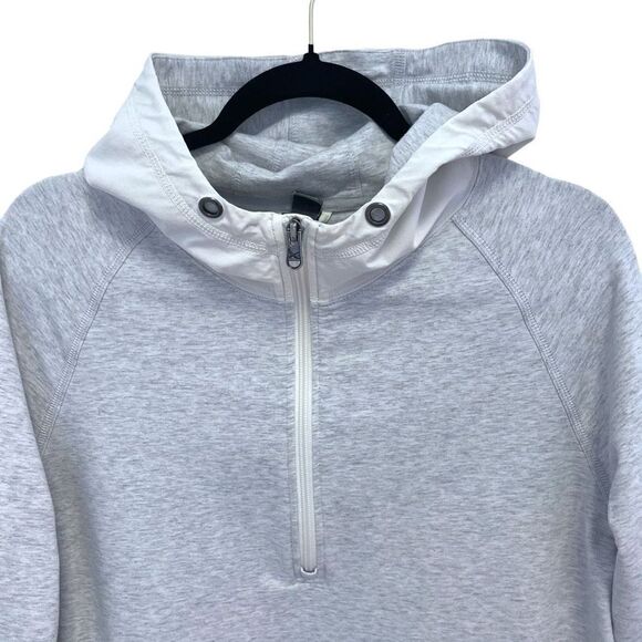 Eddie Bauer 1/2 Zip - Picture 2 of 6